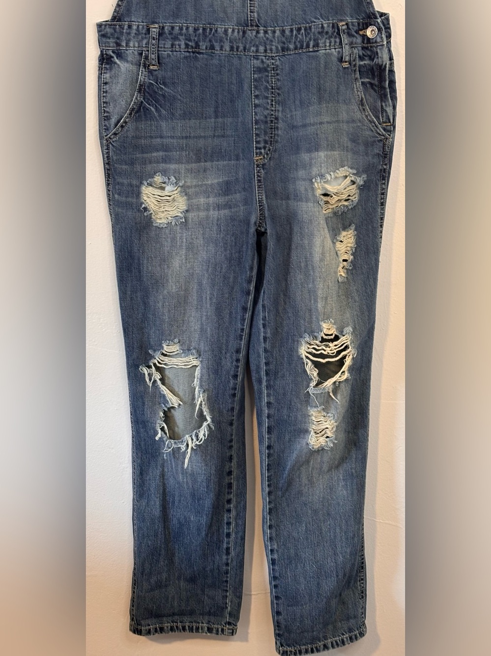Designed by Special A in Los Angeles Distressed Denim Bib Overalls Size Large - Picture 3 of 15